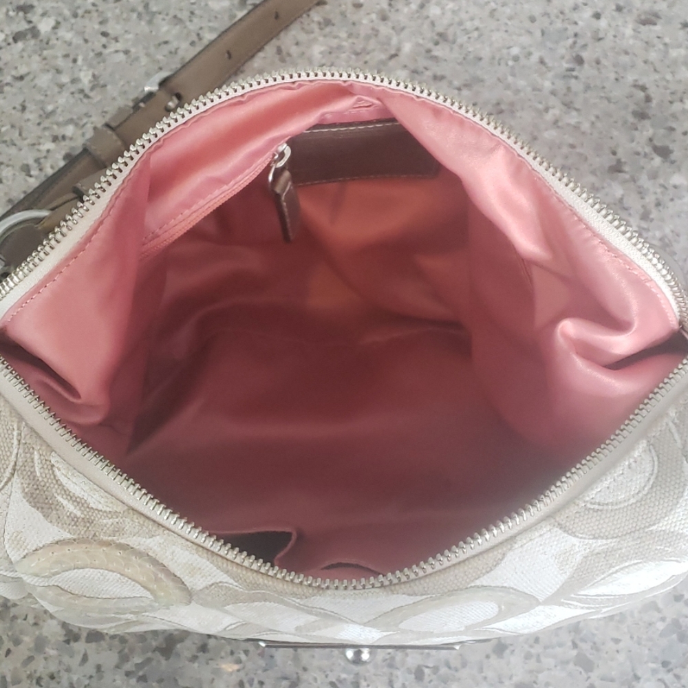 Coach Handbag - Picture 2 of 3